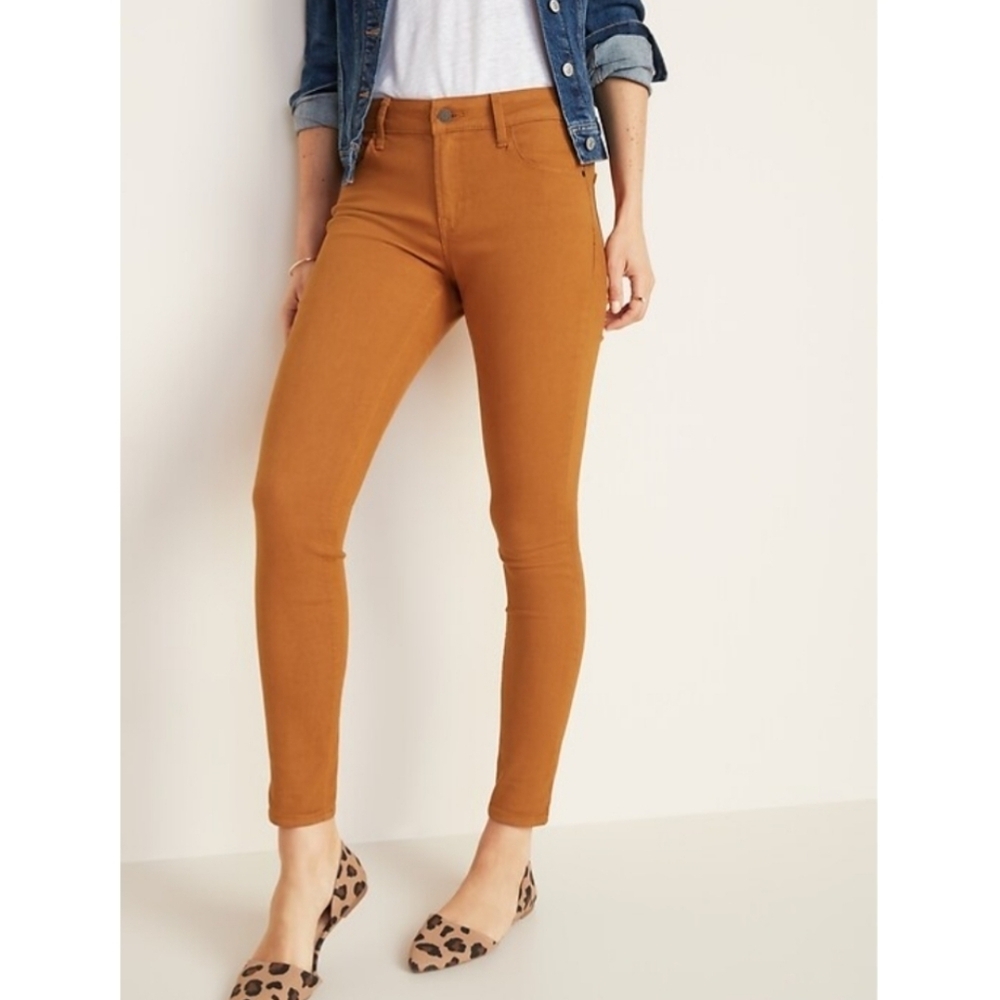 Old Navy Rockstar Super Skinny Jeans Pants